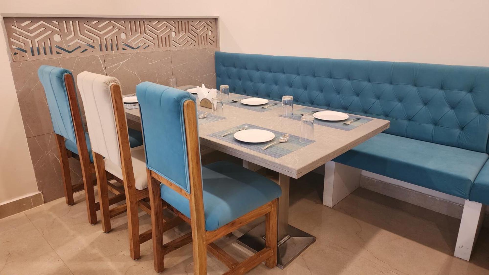 Hotel Janas Tirupati Esterno foto