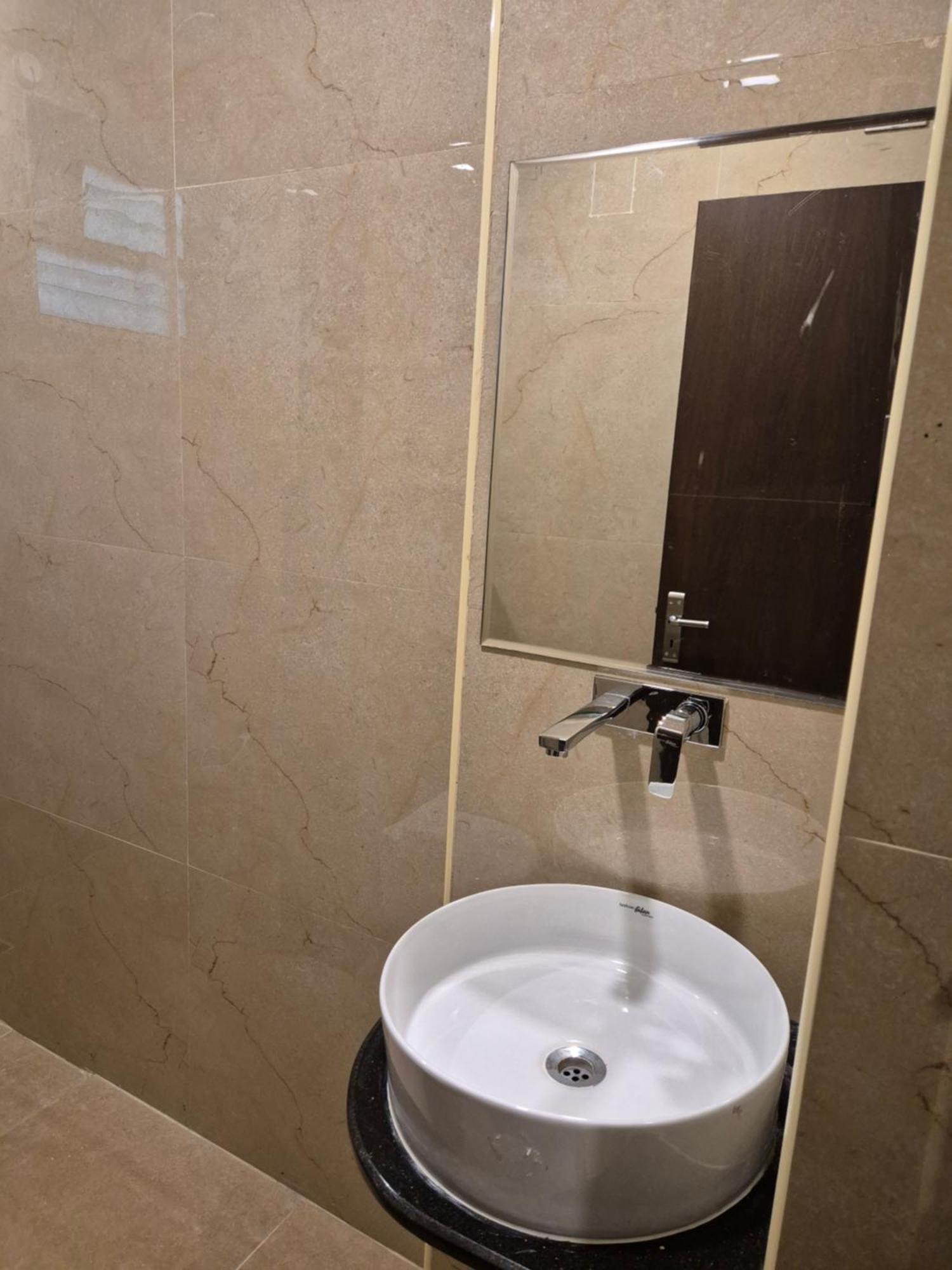 Hotel Janas Tirupati Esterno foto